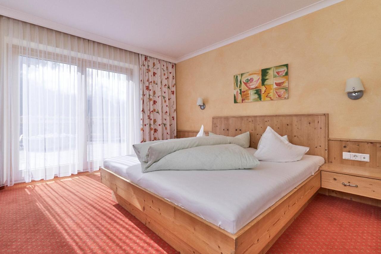 Pension Gruenerhof Sölden Exteriör bild